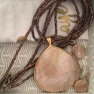 Soft pink iridescent shell necklace & earrings